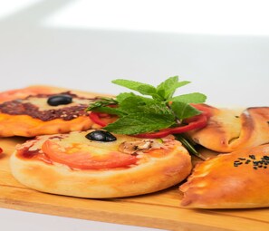 Daily continental breakfast (USD 20 per person)