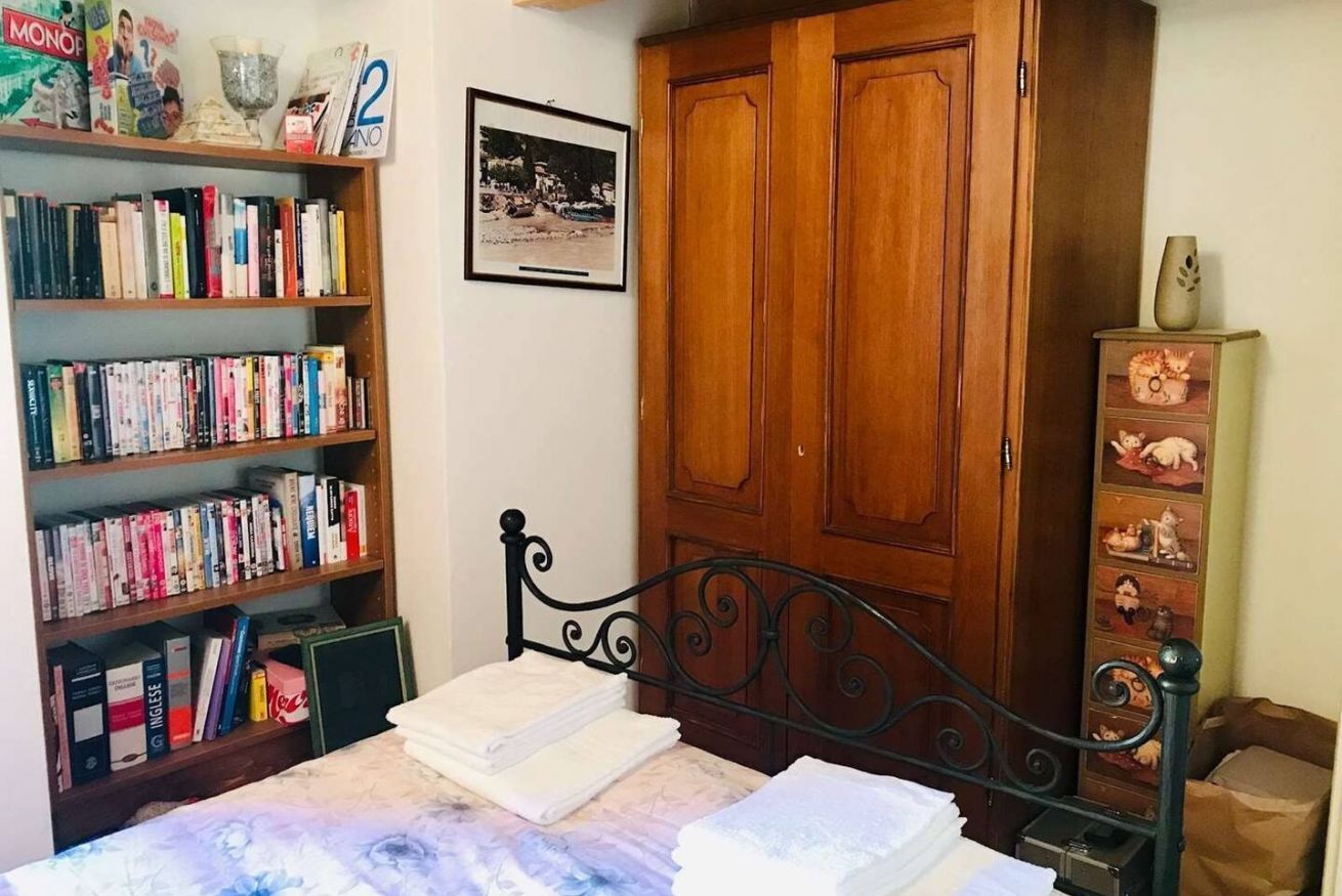 2 Schlafzimmer, Schreibtisch, Bügeleisen/Bügelbrett, WLAN