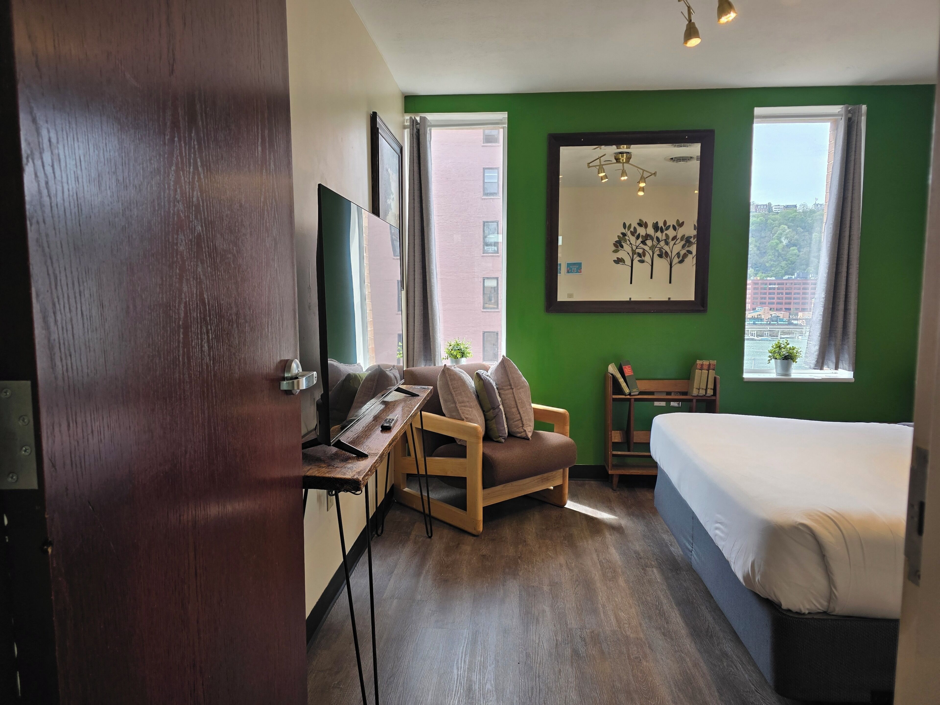 Junior Apartment 5C1 | In-room safe, iron/ironing board, free WiFi, bed sheets