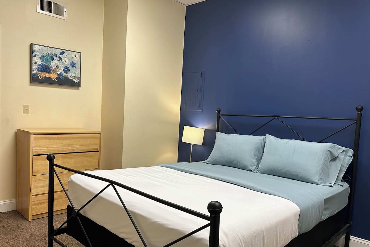 Appartamento Exclusive | 1 camera, cassaforte in camera, ferro/asse da stiro, Wi-Fi gratuito