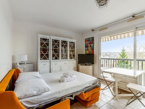 Iron/ironing board, bed sheets - Studio Conac - Welkeys (Trouville-sur-Mer)