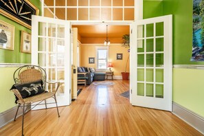 House, 3 Bedrooms | 3 bedrooms, laptop workspace, iron/ironing board, bed sheets - Mt Washington House (Colorado Springs)