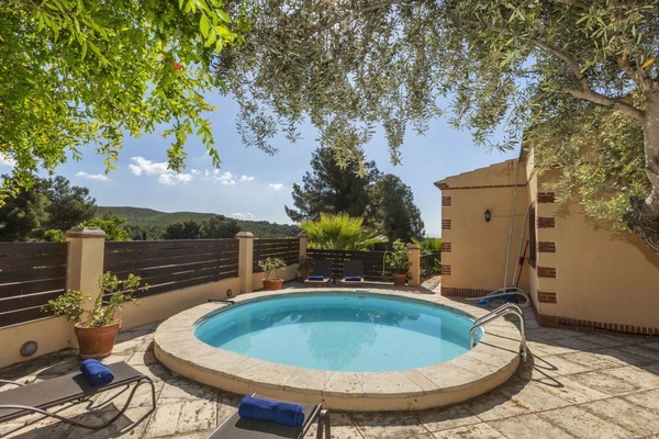Schwimmbad, Gartenmöbel, Resort, Möbel, Verbundwerkstoff, Schatten, Eco Hotel, Flagstone, Water Feature, Estate