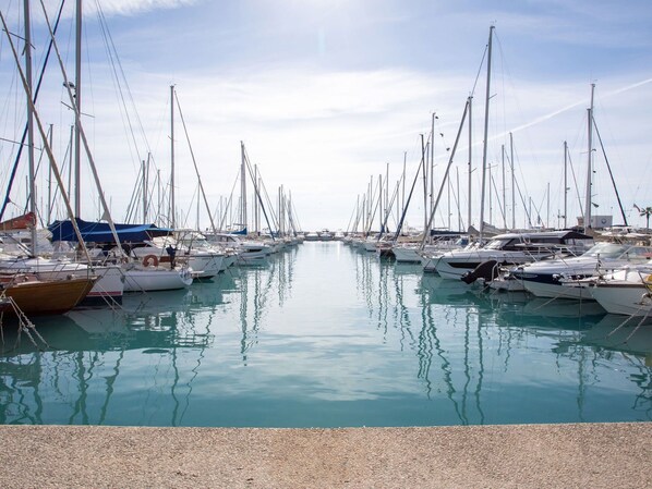 Marina