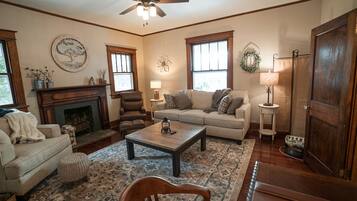 Una Smart TV, libros