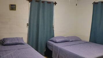 2 bedrooms, WiFi, bed sheets