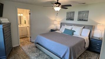 2 bedrooms, iron/ironing board, travel cot, free WiFi