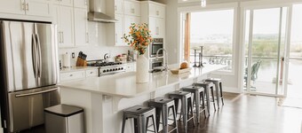 Stunning Riverfront home- River access with Hot Tub & Game Room!