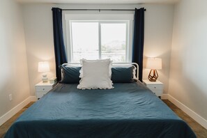 4 bedrooms, iron/ironing board, travel cot, free WiFi