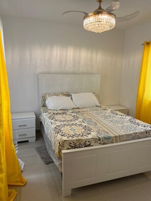 1 Schlafzimmer, WLAN, Bettwäsche