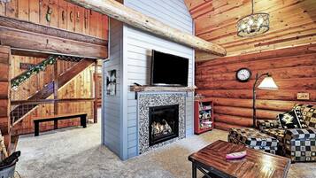 Smart TV, fireplace, DVD player, table tennis