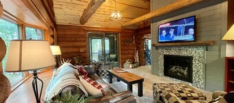 Family Log Cabin - Lake, Golf, Pool, Hike, Ski-ATV & Game Room - Northwoods WI