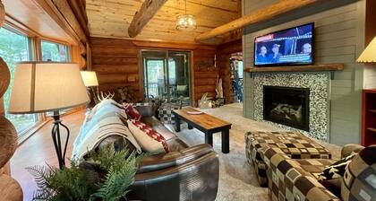 Family Log Cabin - Lake, Golf, Pool, Hike, Ski-ATV & Game Room - Northwoods WI
