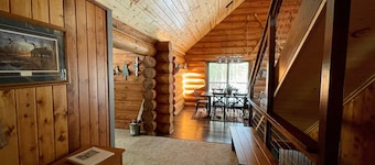 Family Log Cabin - Lake, Golf, Pool, Hike, Ski-ATV & Game Room - Northwoods WI
