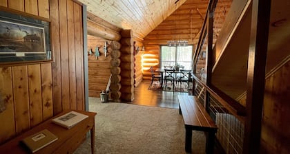 Family Log Cabin - Lake, Golf, Pool, Hike, Ski-ATV & Game Room - Northwoods WI