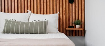 Japandi 3BD Townhome Downtown Beach Wineries