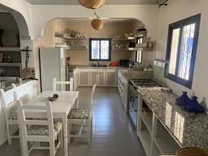 Table de salle Ă manger
