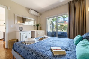 1 bedroom, iron/ironing board, free WiFi, bed sheets - Sunny Zoco Calahonda pool & tennis longte, Mijas Costa, Spain (Mijas Costa)