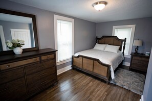 3 bedrooms, WiFi - Cheerful 3-Bedroom Home on the Hill (Roanoke)