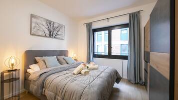 1 habitación, escritorio, tabla de planchar con plancha y wifi gratis