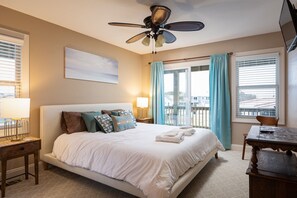 4 habitaciones, escritorio, tabla de planchar con plancha y wifi gratis 