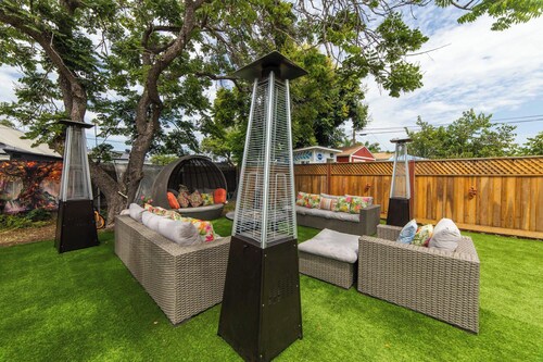 Casa Sur Hacienda: groups, family gatherings & garden retreats near the Bay