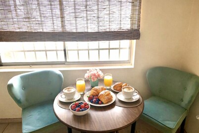 This is it! Exclusive stay for 55+, perfect for couples or executives.