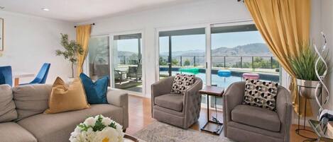 Smart TV, fireplace, video games, DVD player