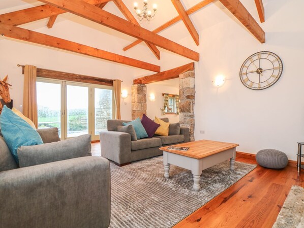 Living area - Coastal Barn Conversion, overlooking the stunning Cot valley. (Saint Just)