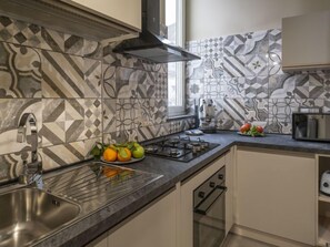 Fridge, microwave, oven, toaster - Daydreaming by Interhome (Meta di Sorrento)