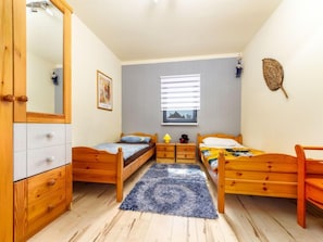 1 quarto