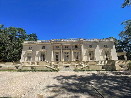 French Chateau in the Piney Woods - Wedding, Event, Retreat, Gathering, Museum