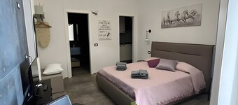 Holiday Home "La Dimora della Luna" with Sea View, Terrace & Wi-Fi