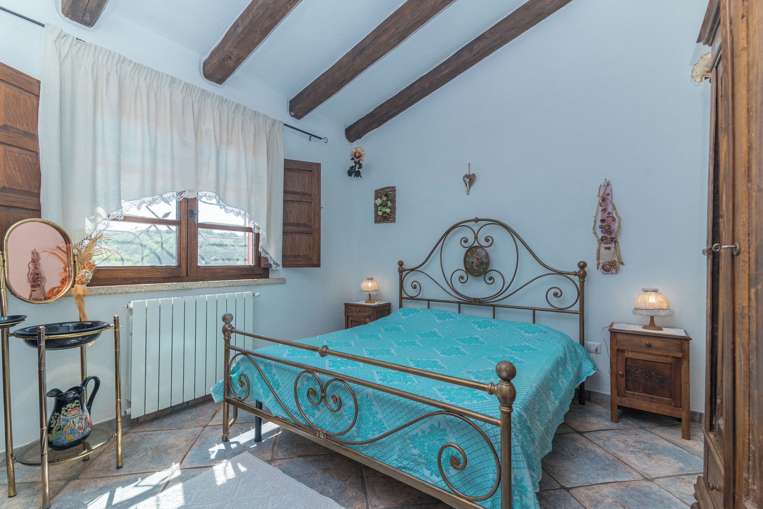 5 Schlafzimmer, Bügeleisen/Bügelbrett, kostenloses WLAN, Bettwäsche