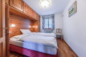 2 habitaciones, wifi gratis y ropa de cama 