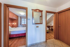 2 habitaciones, wifi gratis y ropa de cama 