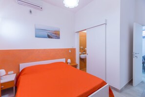 2 chambres, bureau, fer et planche à repasser, Wi-Fi gratuit
