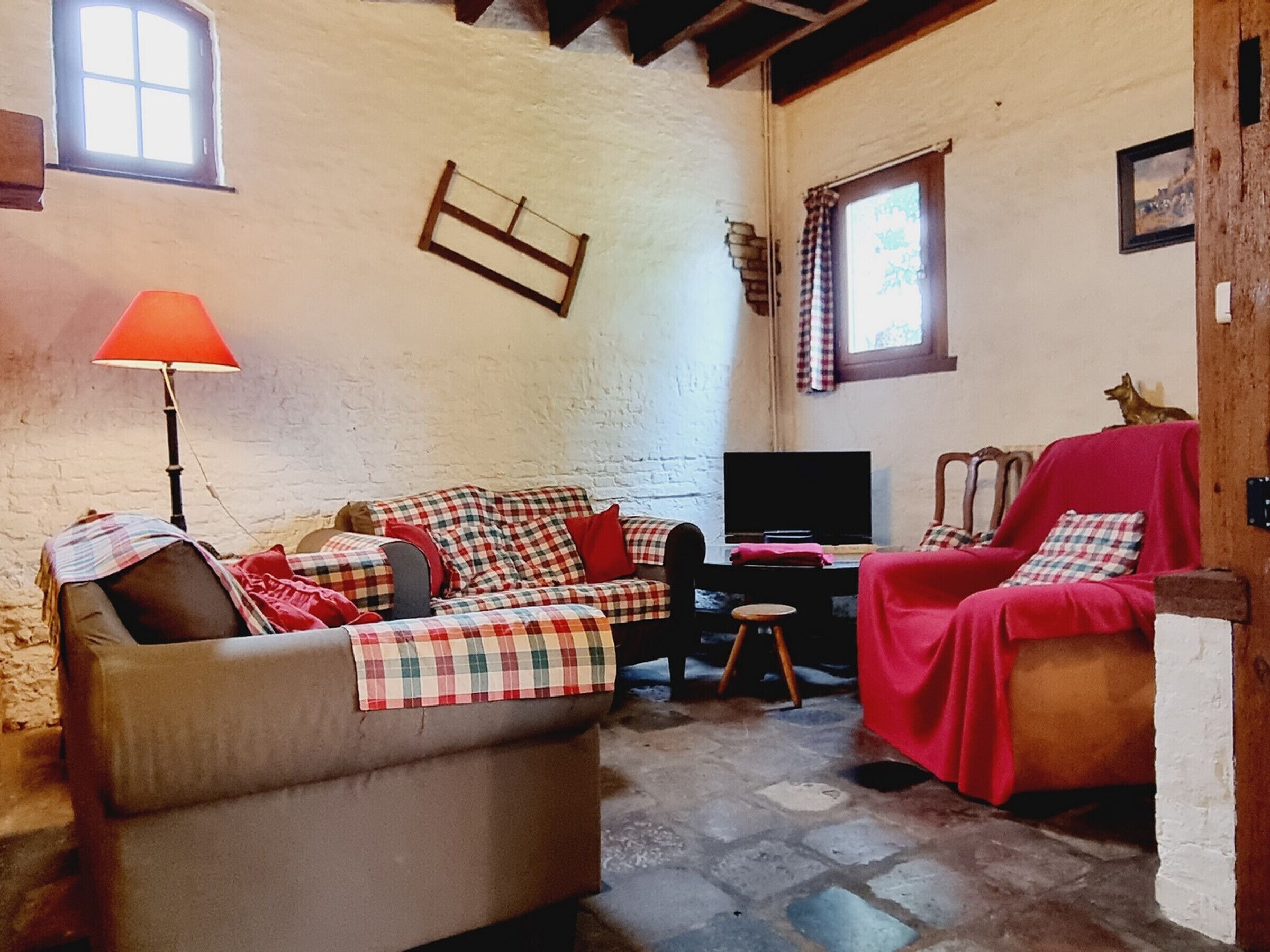 Télévision, table de tennis de table