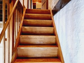 Interior - Family Cottage in 1713 Farm, Private Garden and Games (Quaëdypre)