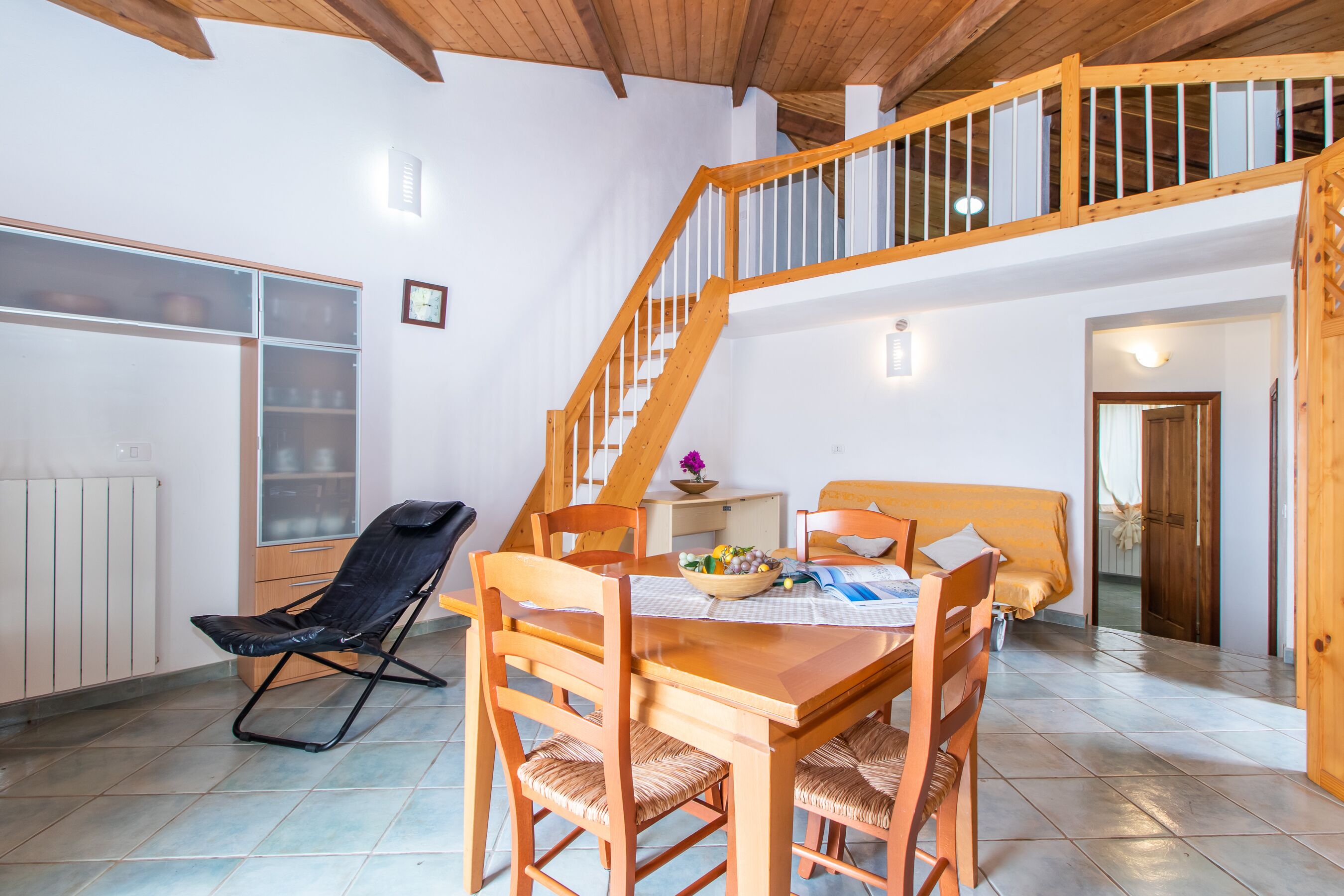 Holiday Apartment 'Reparata' near the Beach with Sea View, A\/C & Wi-Fi