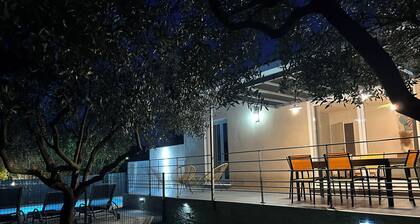 Villa Cigalette - Villa de rĂȘve avec piscine privĂ©e, jardin proche d'UzĂšs.