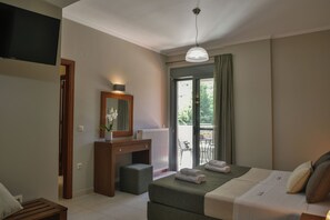 Luxury Villa | 3 bedrooms, in-room safe, blackout drapes, iron/ironing board - Dalasvillas (Kefalonia)