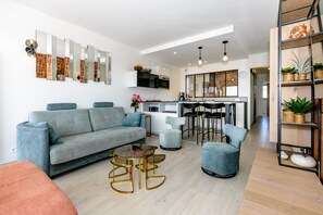 Smart TV, DVD player, stereo - Super apartment with sea view (Quiberon)