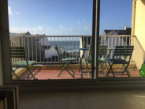 Super apartment with sea view