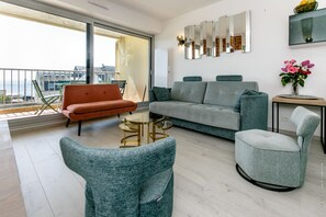 Téléviseur connecté, lecteur de DVD, chaîne audio