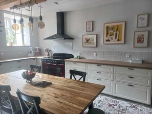 Dining - Charming house 5mns walk from the lake (Sévrier)