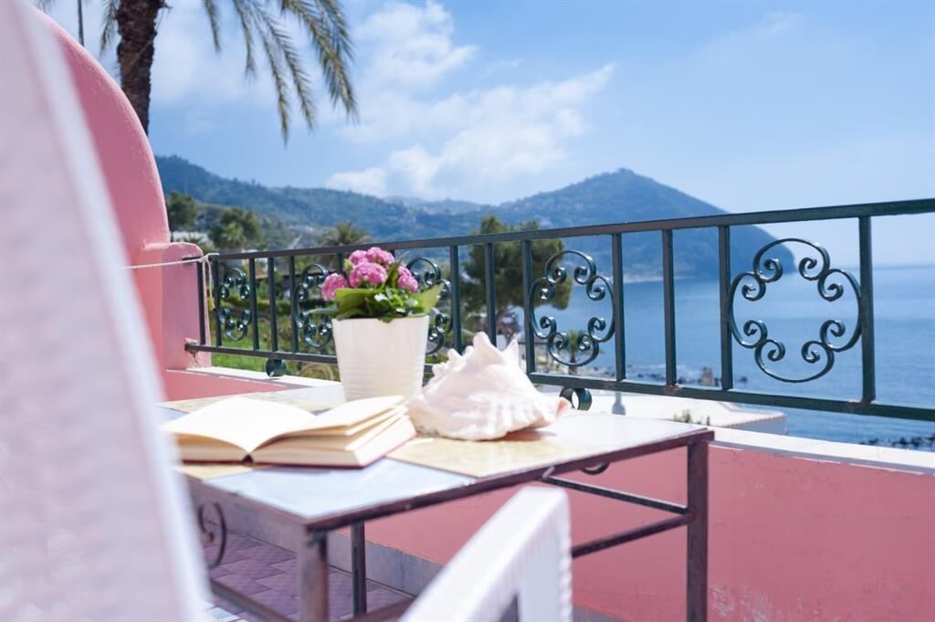 Habitación cuádruple Confort | Ropa de cama hipoalergénica 