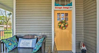 Renovated 'Carnegie Cottage' - Walk to Dtwn!