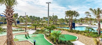 Private pool/Communal Facilities/themed bedrooms