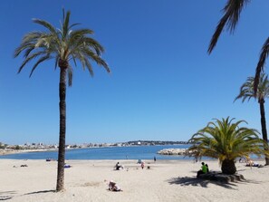 Beach - Charming house in spacious 2500 m2 orchard, swimming pool, view of Cap d'Antibes (Vallauris)
